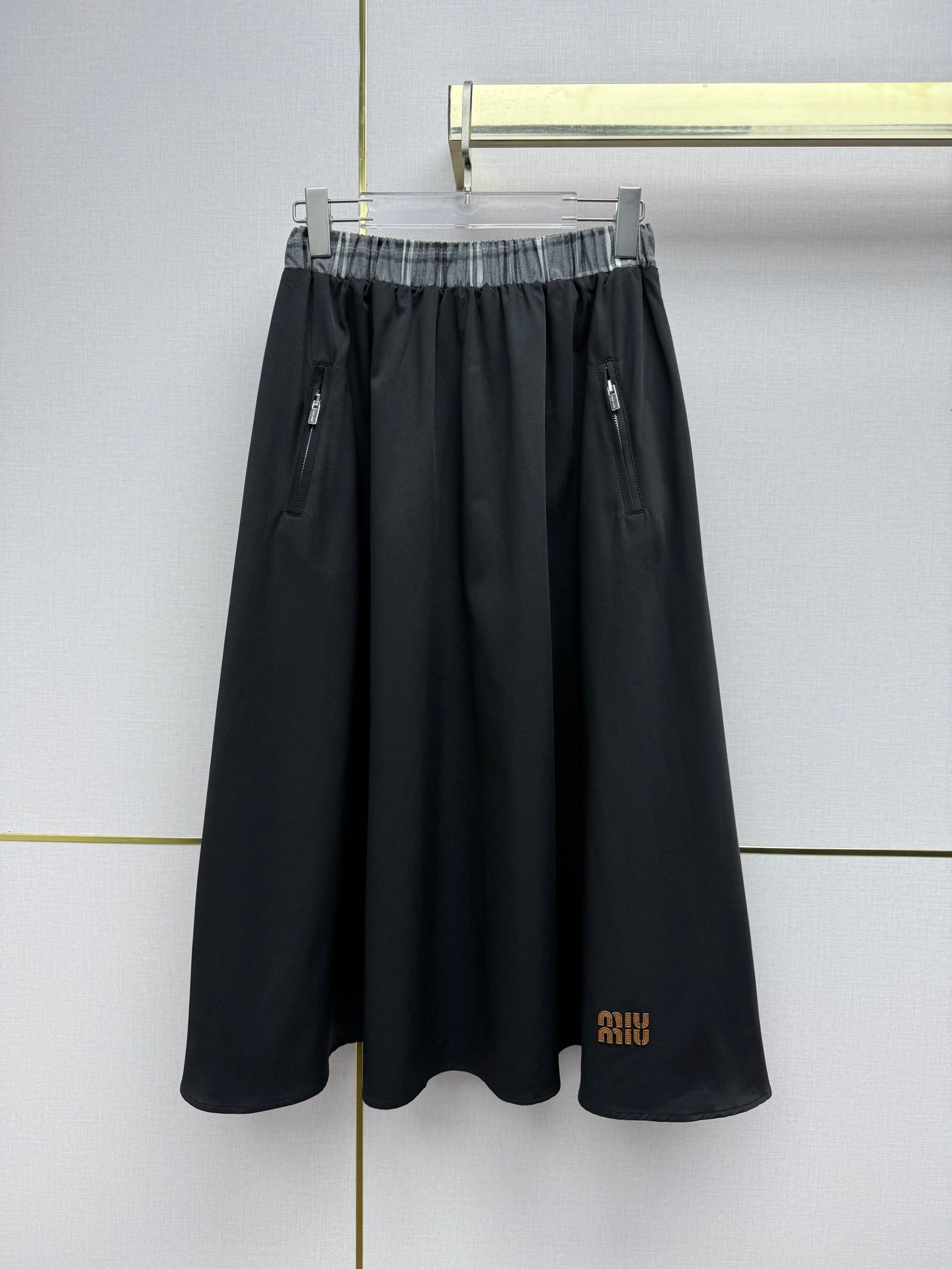 Miumiu 2026 Sleeveless Zipper Vest And Skirt Set Polyester Rayon