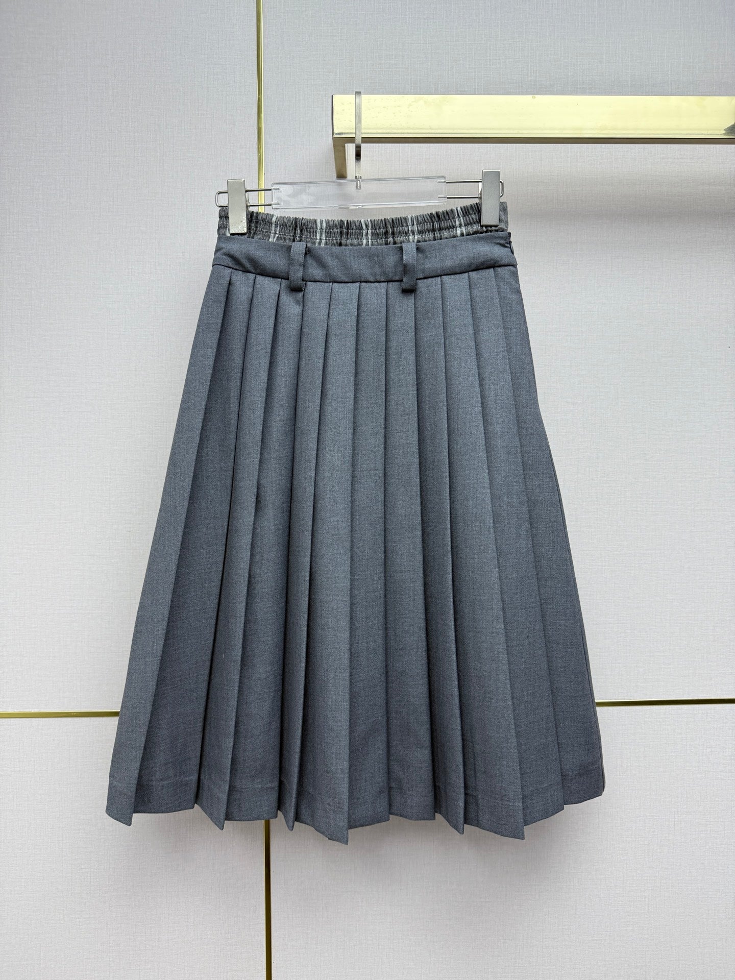 Miumiu 2026 Polo Collar and High-Waisted Pleated Skirt Cotton