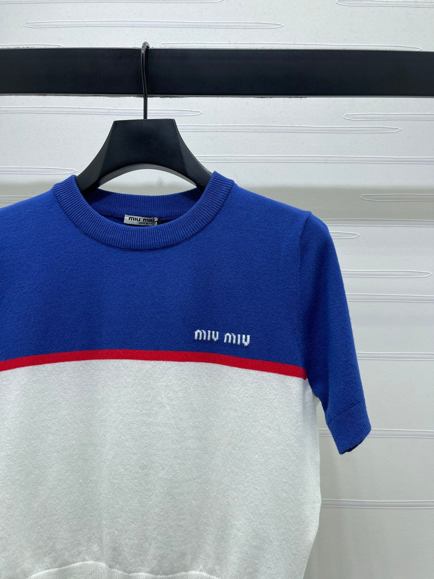 Miumiu 2026 Crew Neck Knit Short-sleeved Pleated Skirt Set Wool 352667