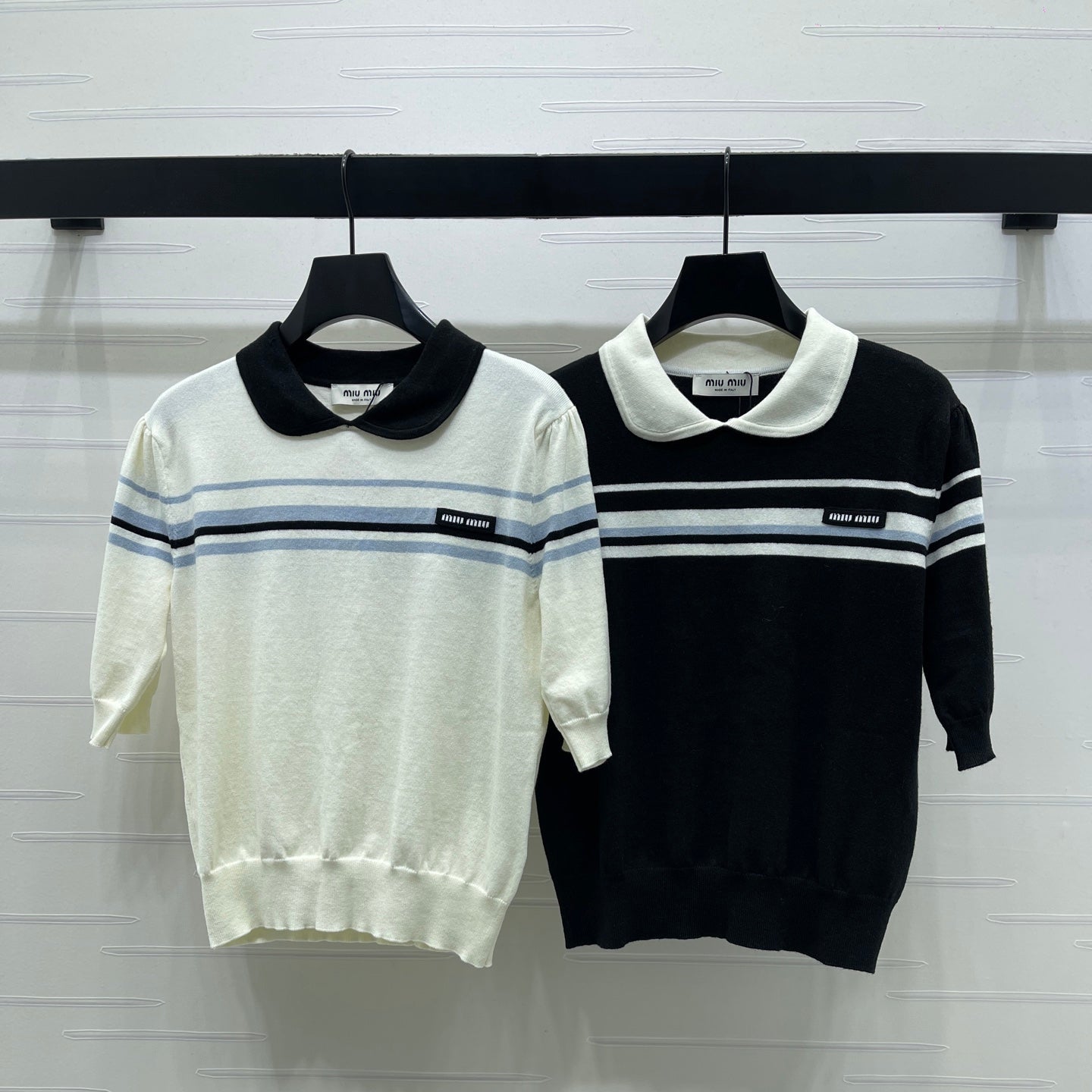 Miumiu 2026 Pan Collar Knit Short-sleeved Top Cream and Black Tencel 352458