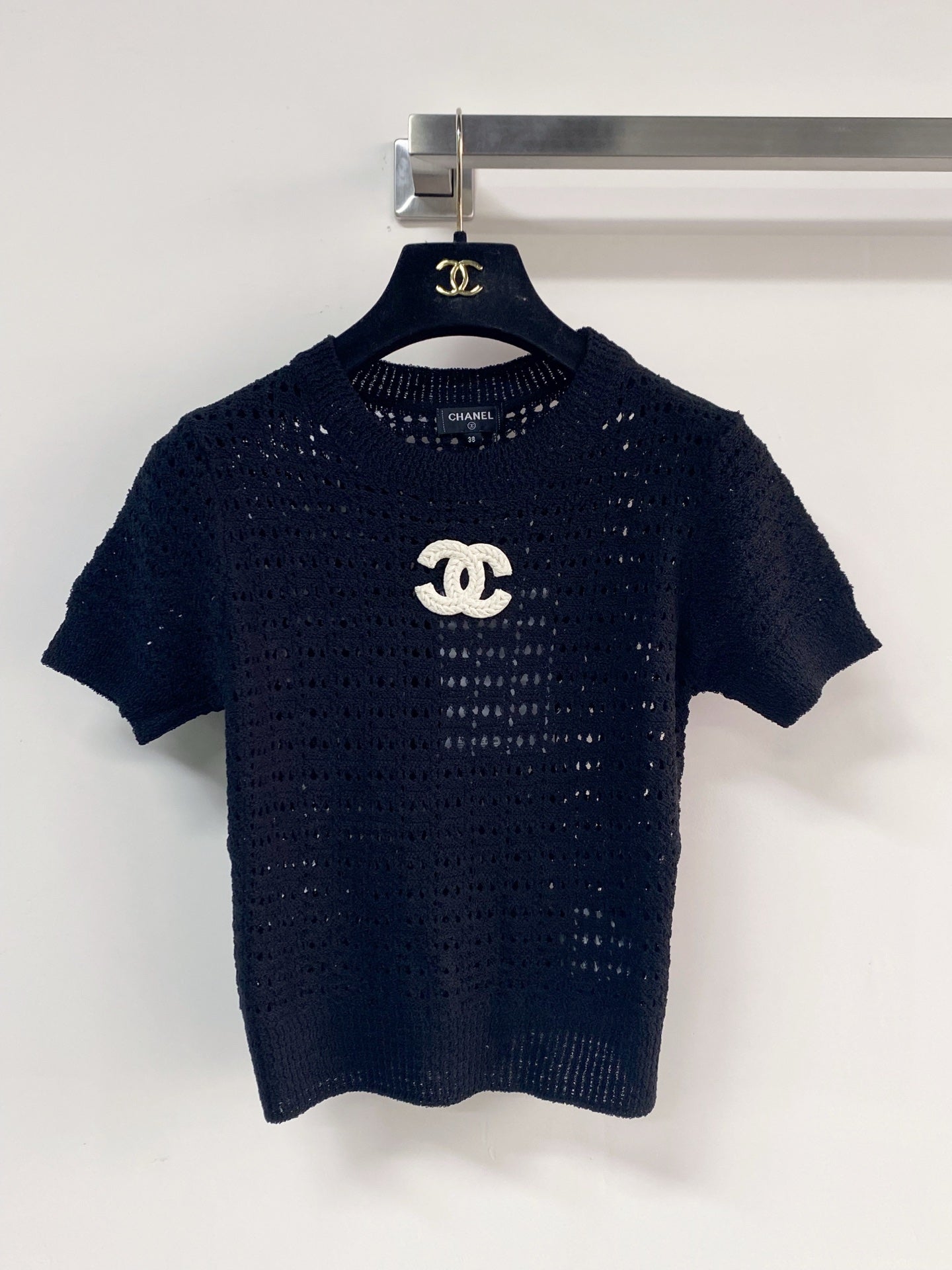 Chanel 2026 Hollow Short-Sleeve Shirt Pink Black White Wool Cashmere