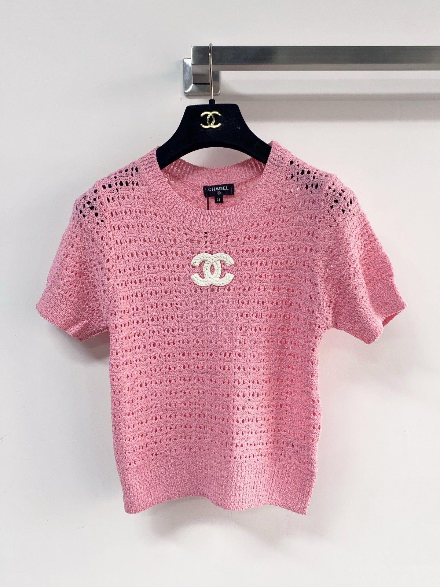 Chanel 2026 Hollow Short-Sleeve Shirt Pink Black White Wool Cashmere