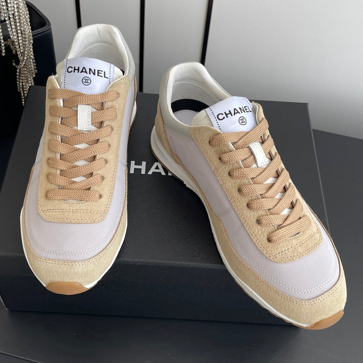 Channel 2026 Sneaker Brown Fabric And Calfskin Suede 895744