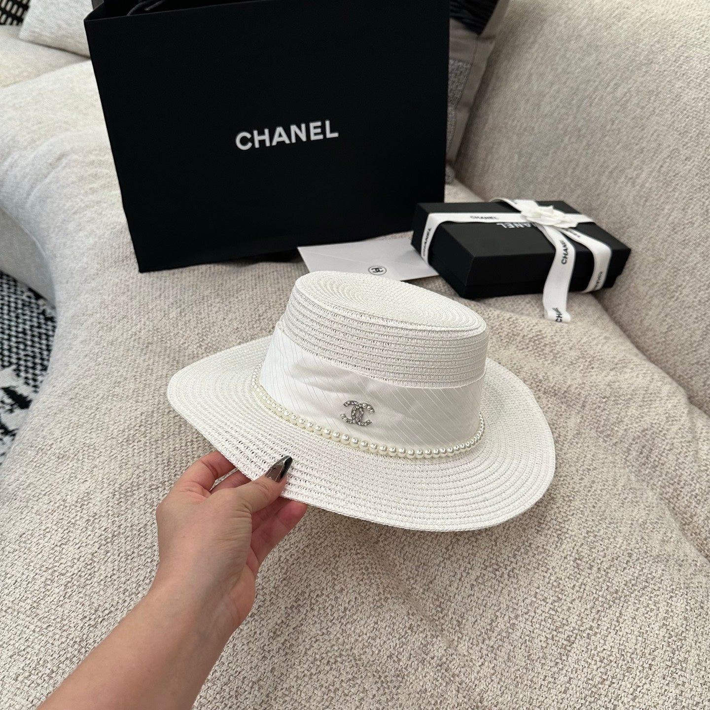 Chanel Pearl Straw Hat 214515