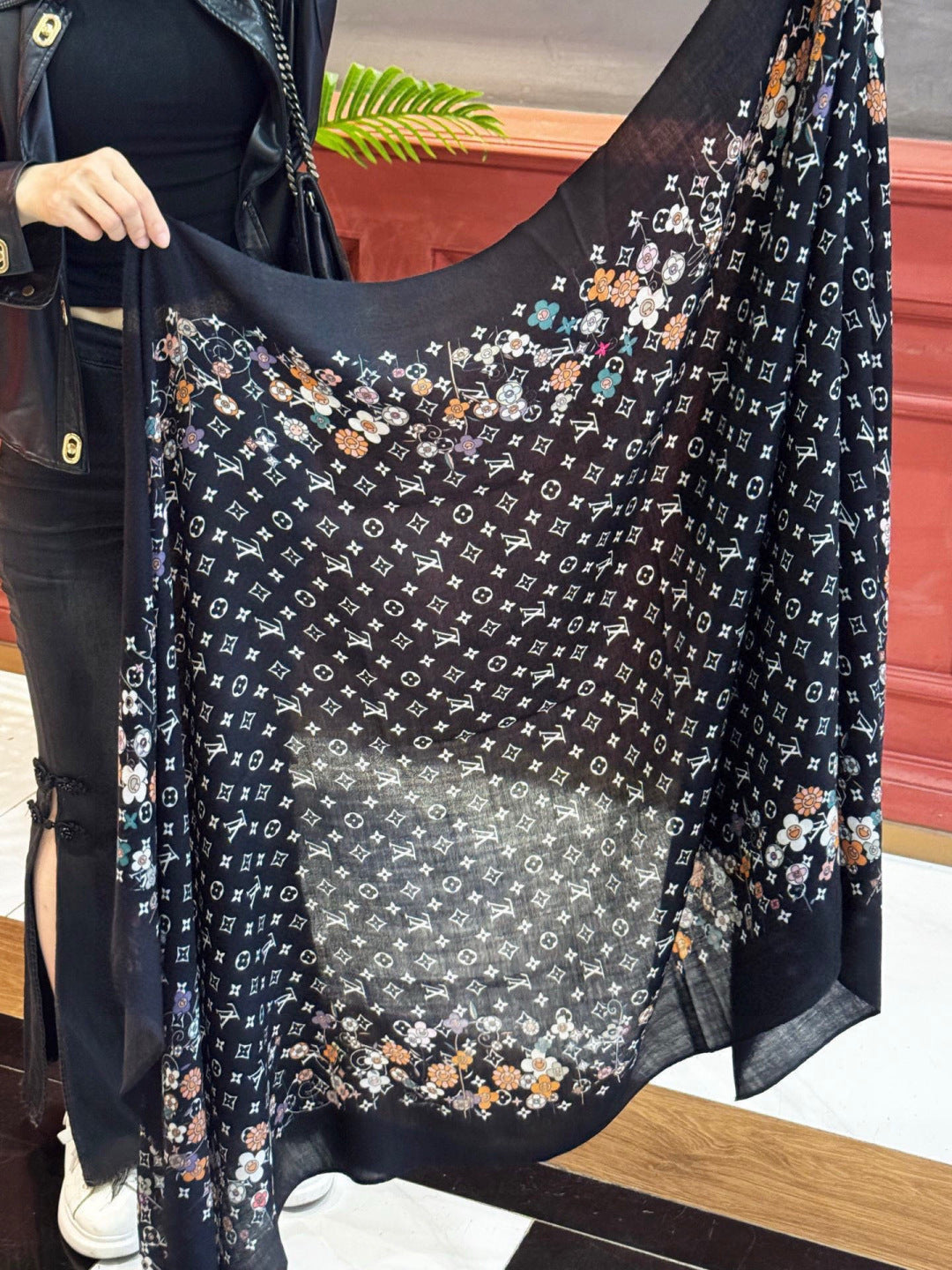 LV x TM Monogram Superflat Flowers 200cm Black Multicolor Silk 969171