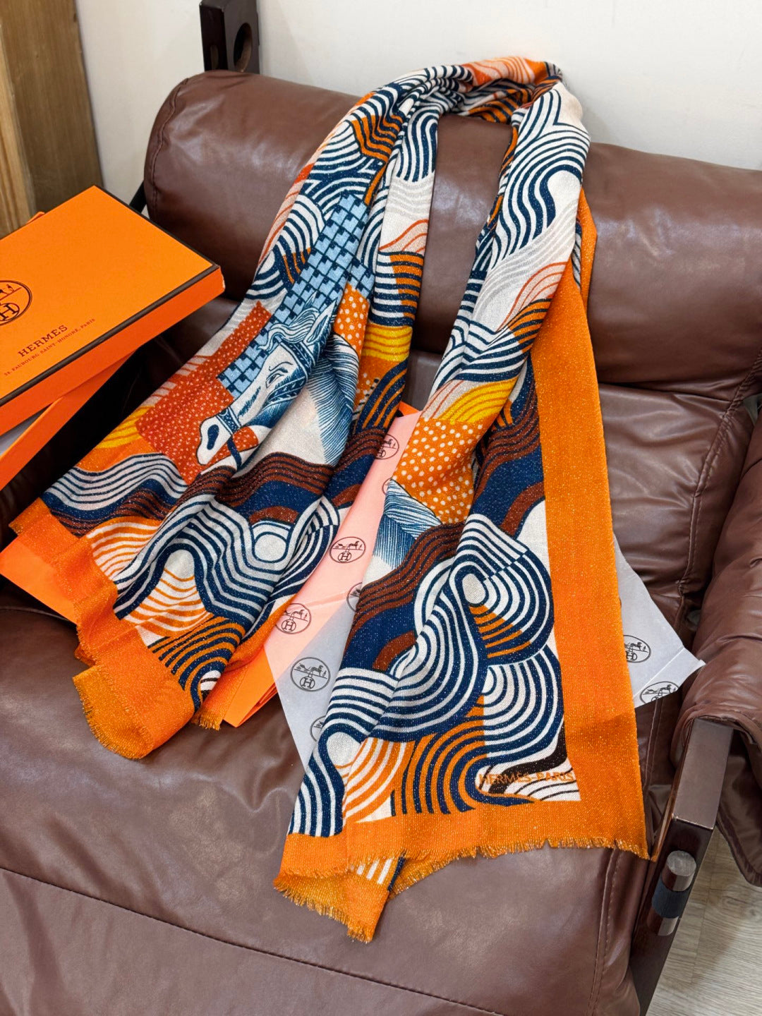 HM 25s Scarf 140cm Orange Black Cashmere 976203