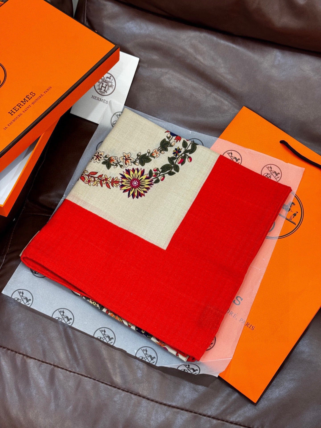 HM 25s Velvet Square Scarf 140cm Light Beige Red Cashmere 976213