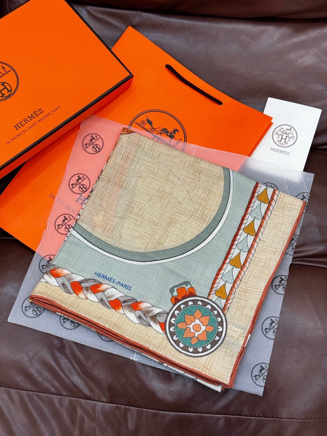 HM 25s Velvet Square Scarf 140cm Beige Colorful Cashmere 976218