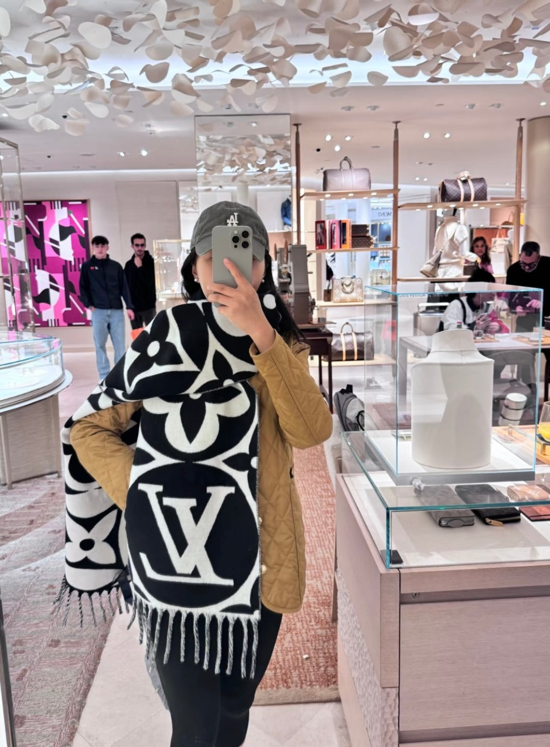 LV 25 Scarf 186cm Black White Wool 293490