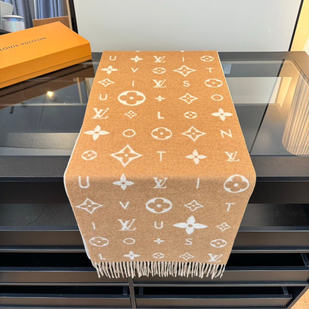 LV 25 Scarf 220CM Light Brown Wool 293515