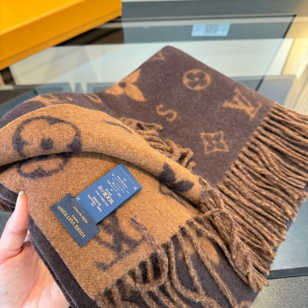 LV 25 Scarf 220CM Brown Wool 293516