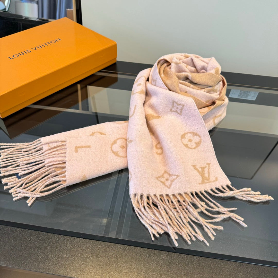 LV 25 Scarf 220CM Light Pink Wool 293518