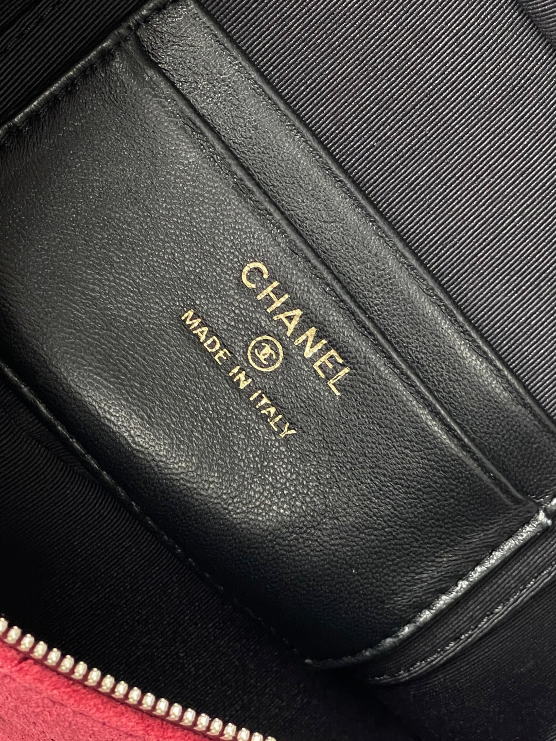 Chanel 2026 Vanity Bag 19.5cm Red mix Black Suede Leather