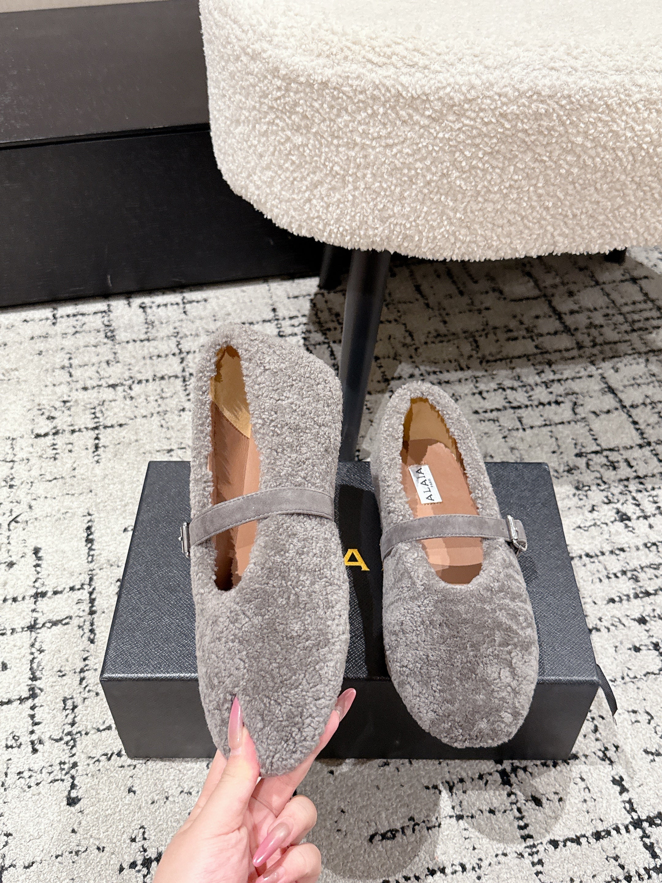 Alaia 2025 Ballet Flat Gray Wool 558646