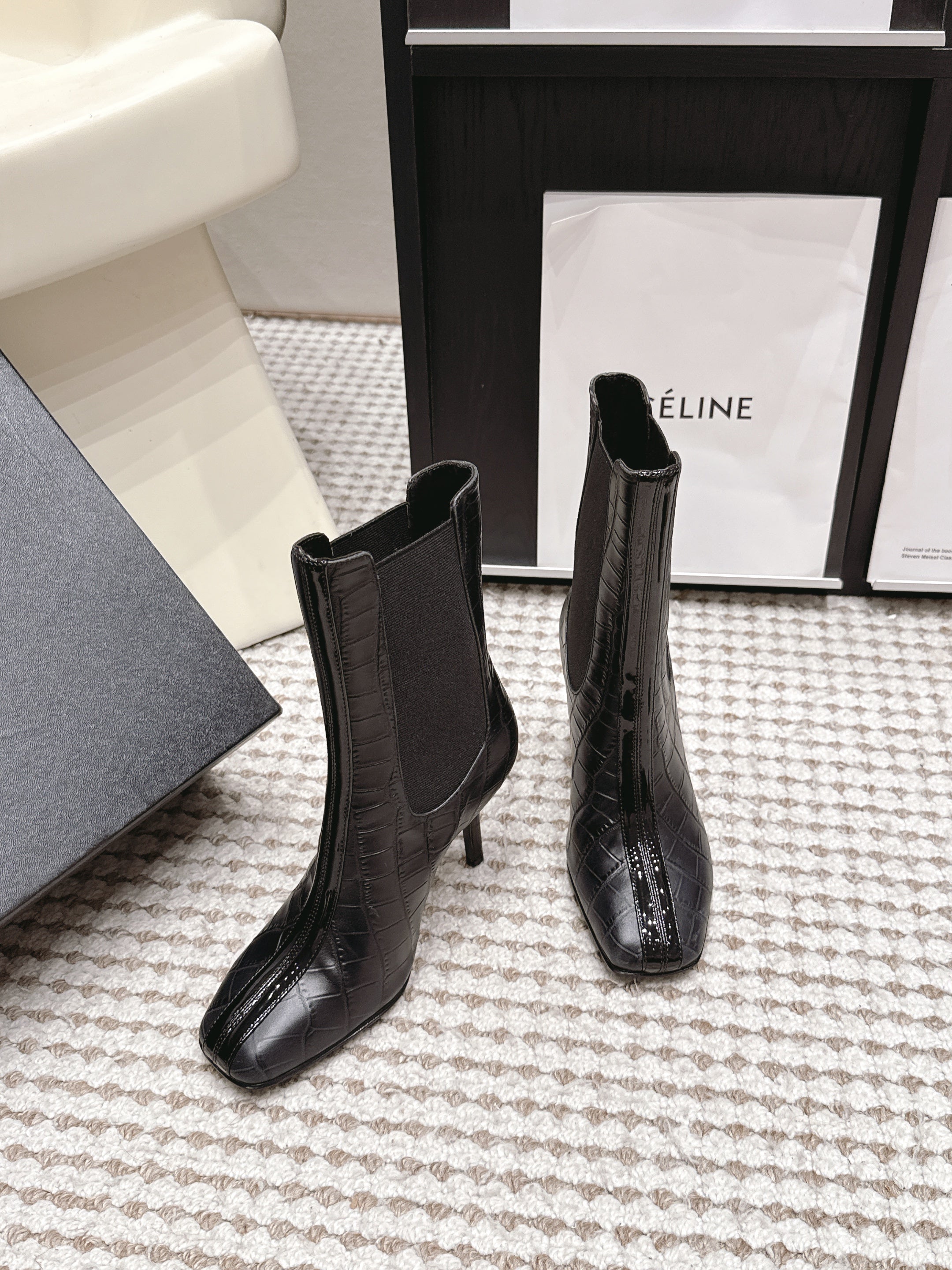 Chanel 2026 Boots 85mm Patent Calfskin 930660