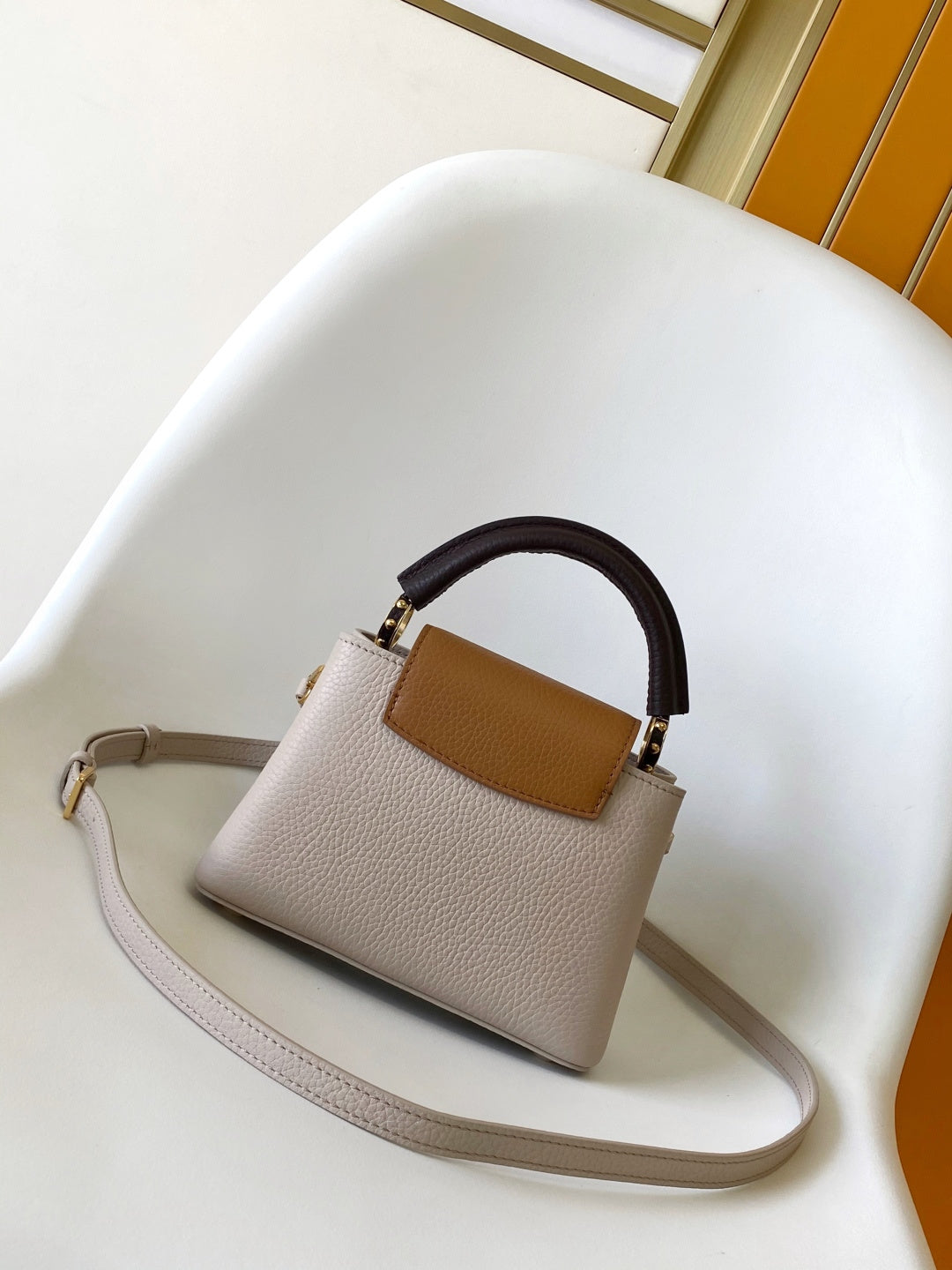 LV 2026 Capucines Bag Beige Brown Taurillon Cowhide Leather 281631