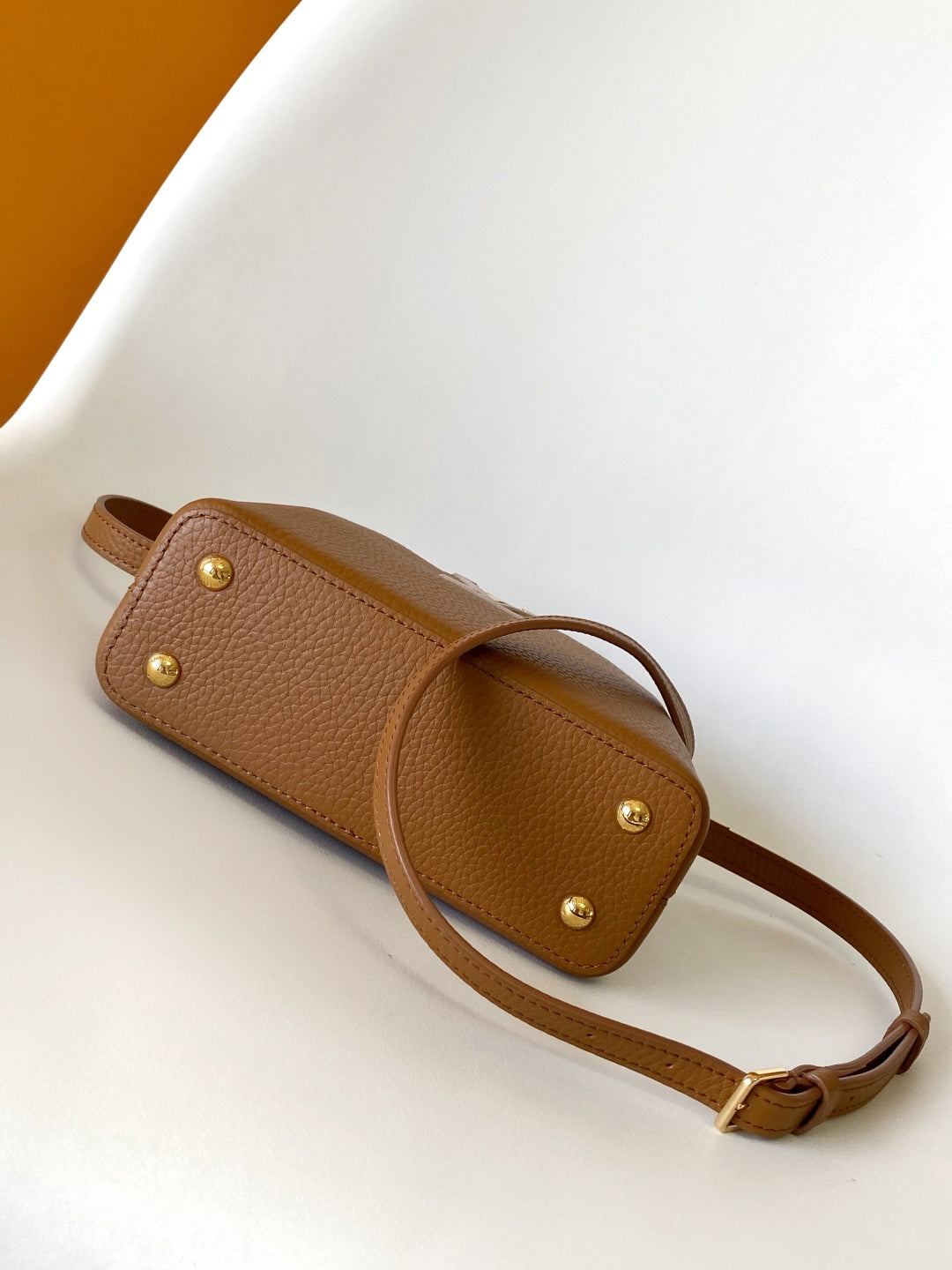 LV 2026 Capucines Bag Brown Taurillon Cowhide Leather 281638