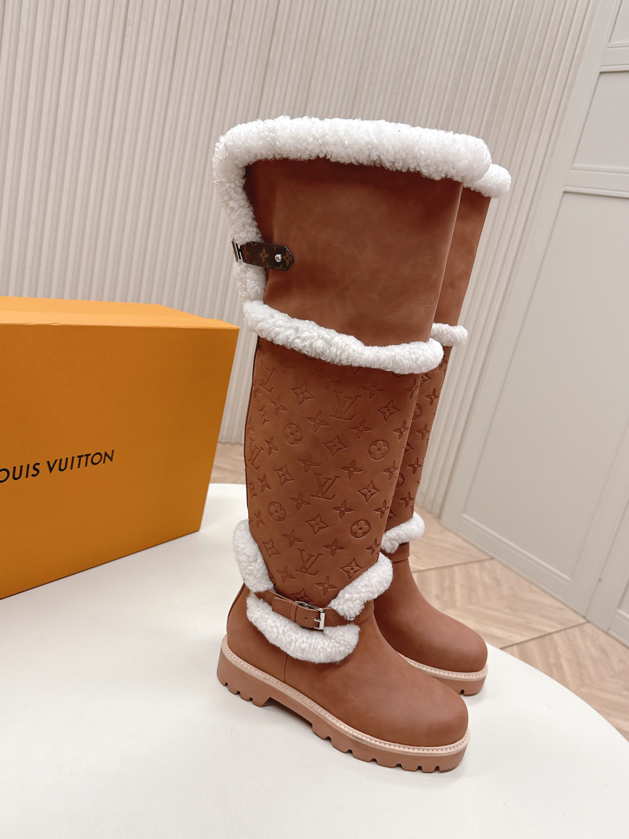 LV 2026 Territory Flat Thigh Boot Brown White Nubuck Calf Leather 595432