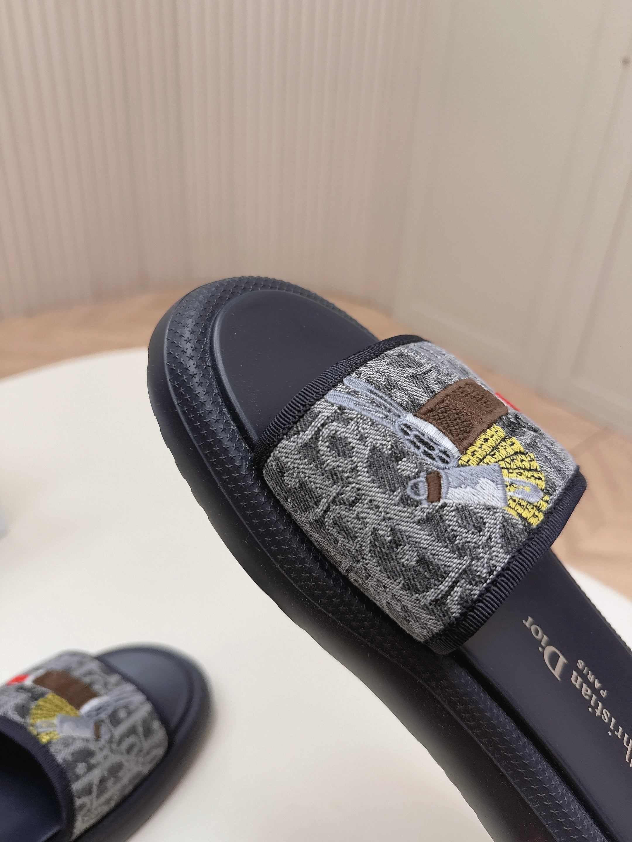 CD 26s  Slippers Black Canvas Lambskin 643802