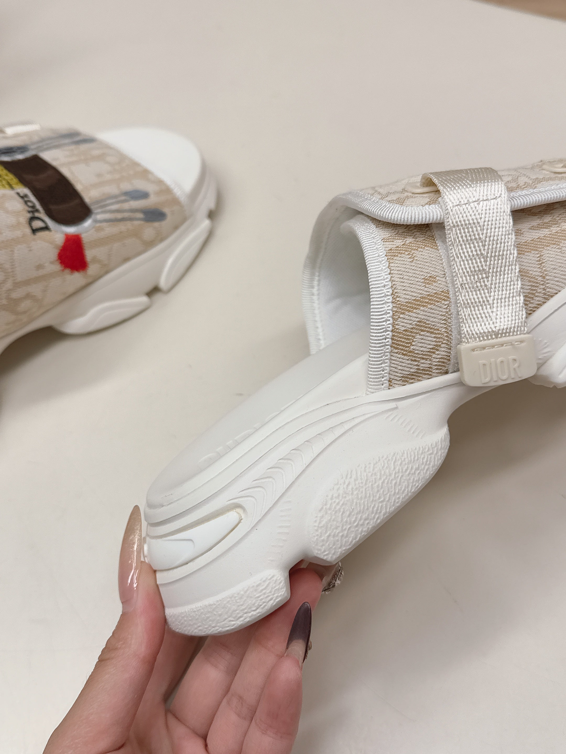 CD 26s  Platform Slippers 35 Beige White Canvas Lambskin 643812