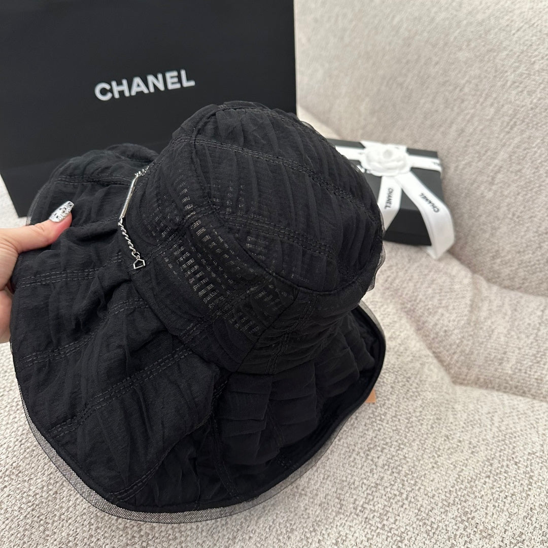 Miumiu Bucket Hat 214527