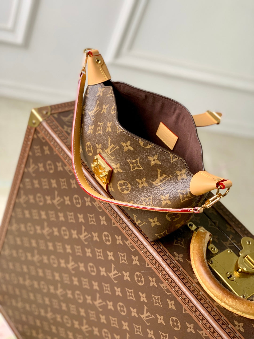 LV 2025 Pochette Mia Camel Brown Leather Canvas 346572