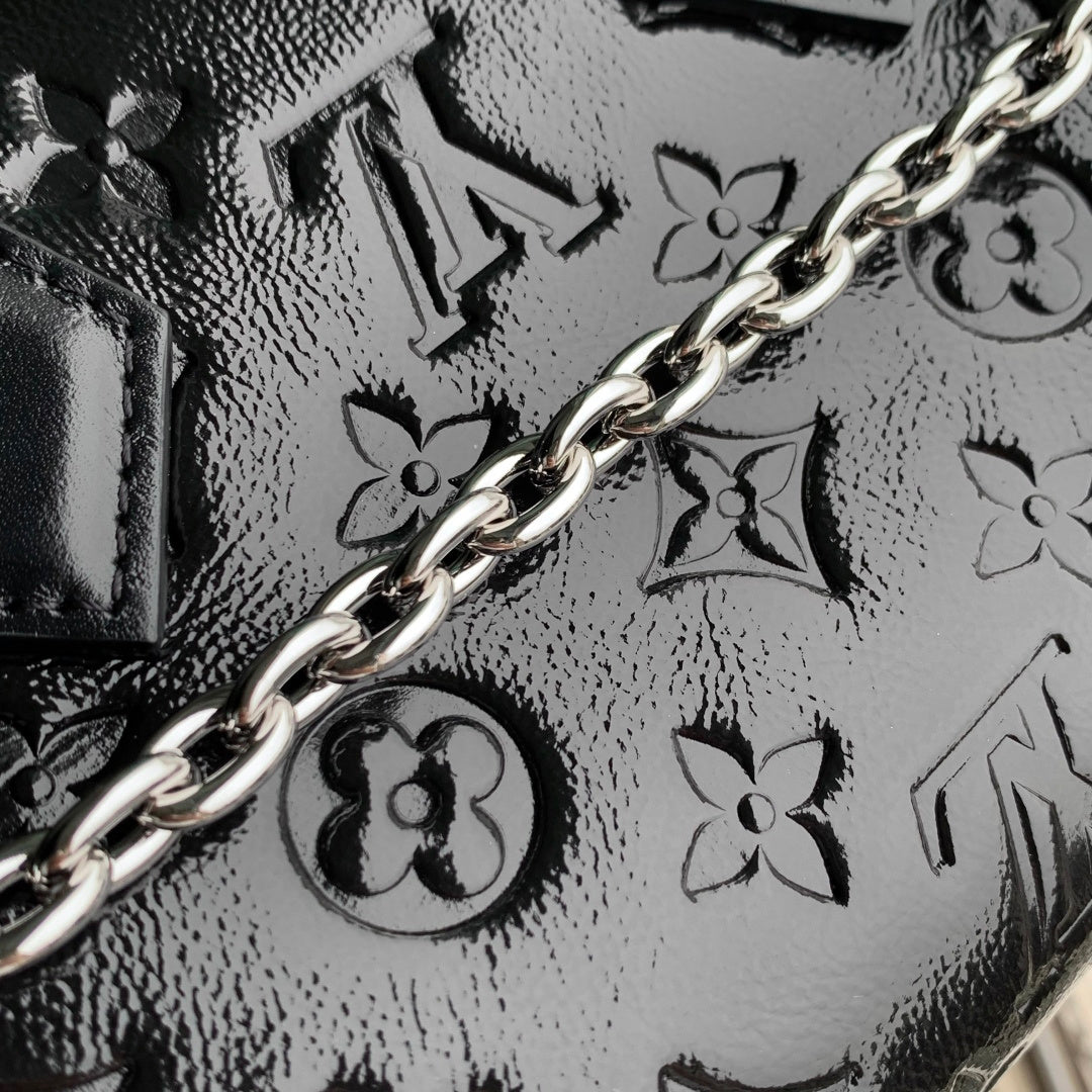 LV 2025 Speedy Trunk 20 Bag Black Silver Patent Leather 347370