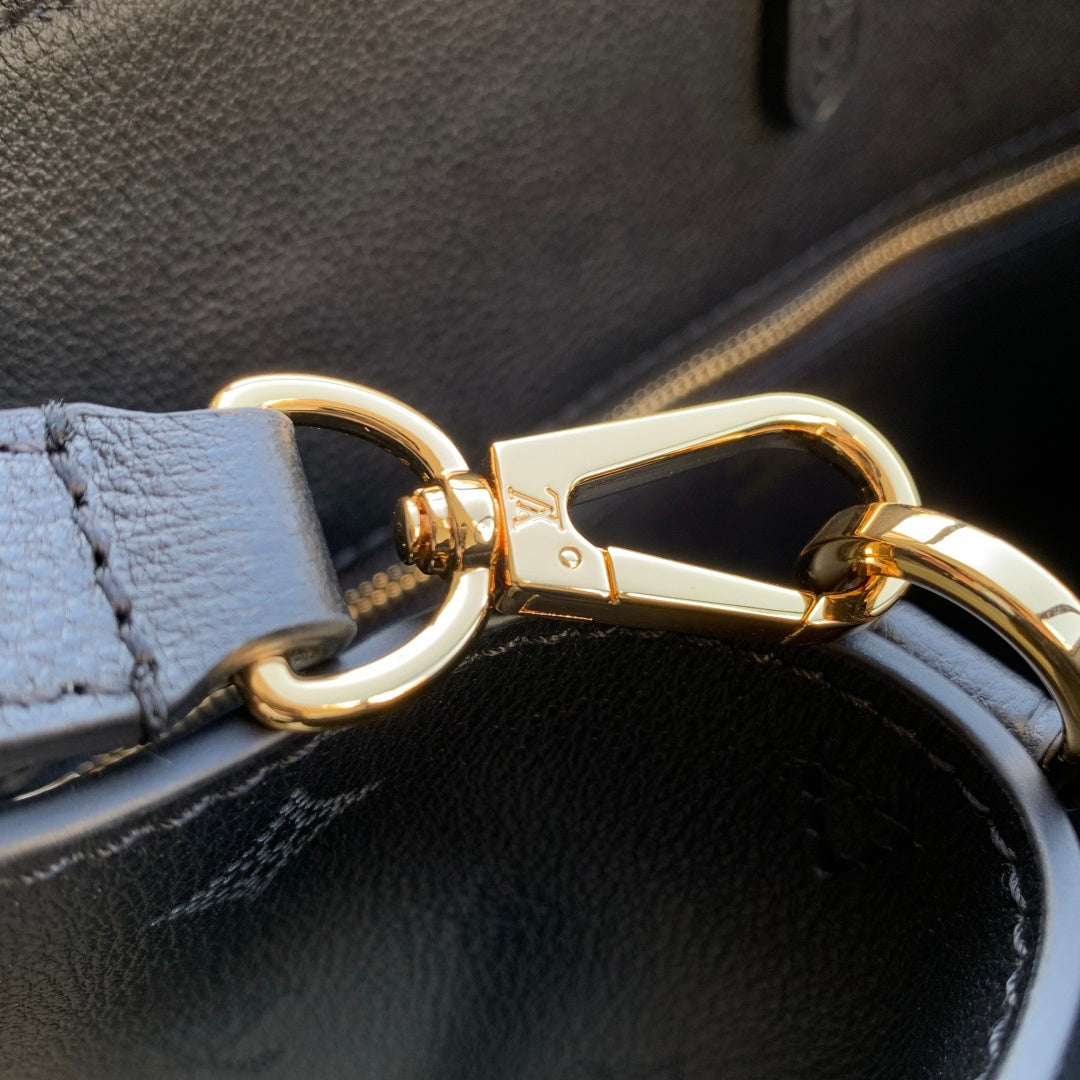 LV 2025 Vendome PM Bag Black Calfskin 347426