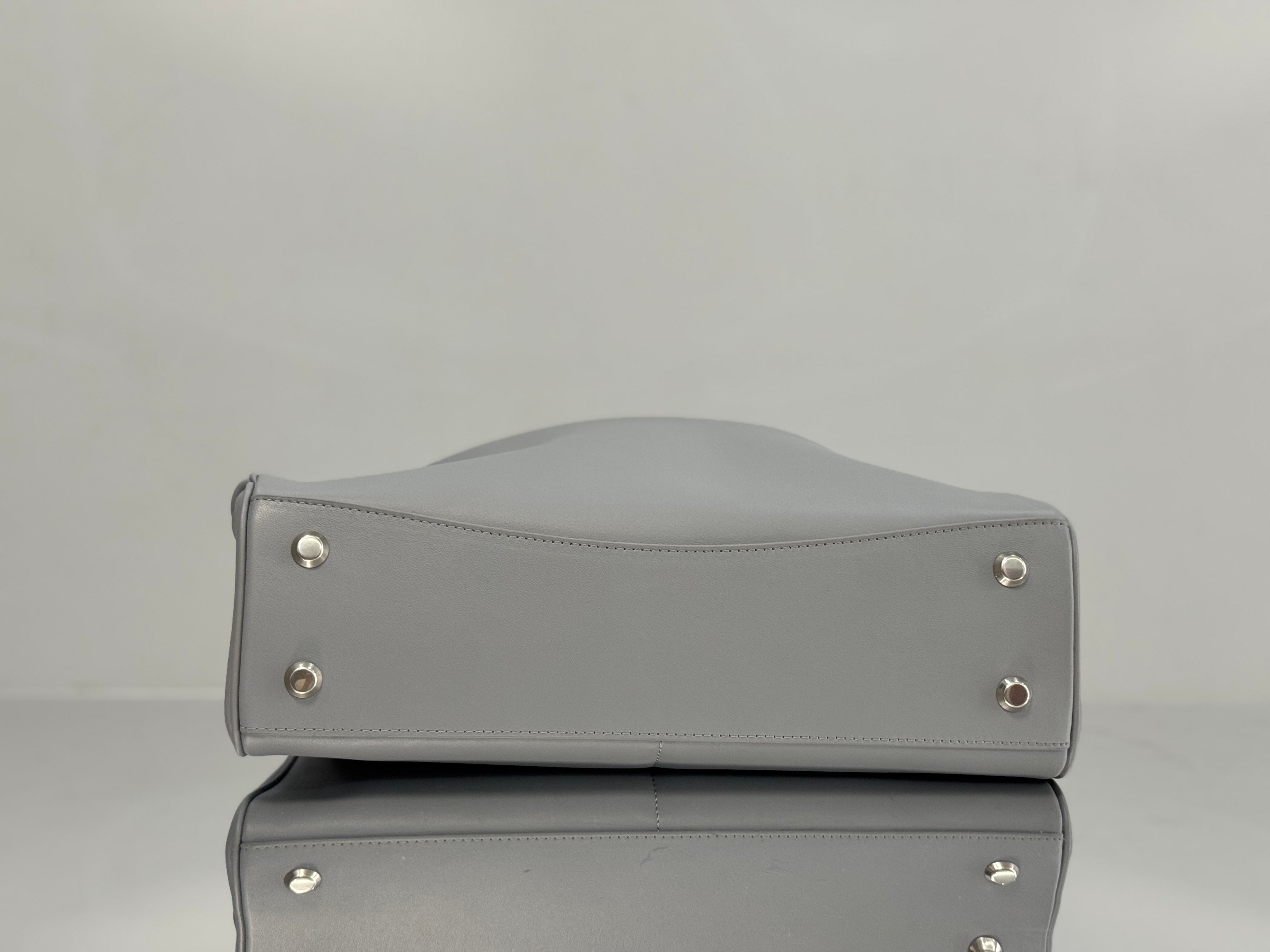 Balenciaga Medium Bag 35 Gray Calfskin Sliver Hardware