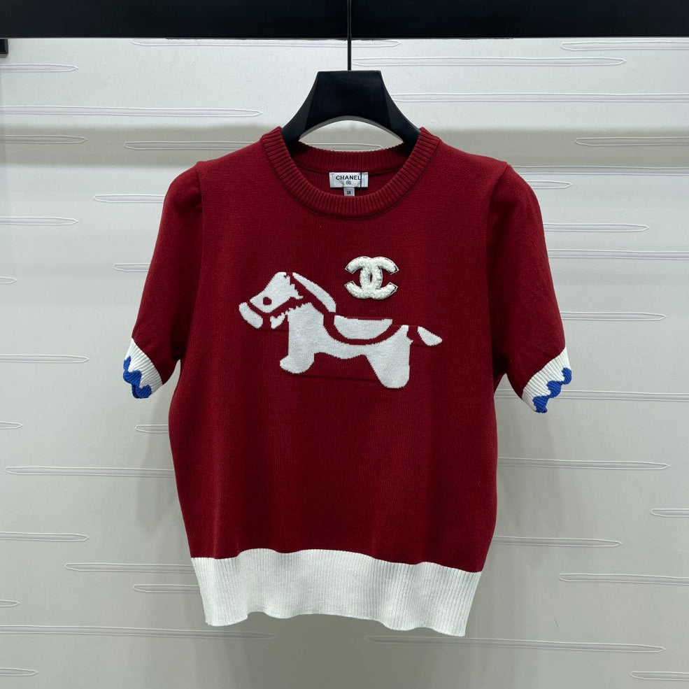 Chanel 2026 Horse Crew Neck Knit Short-Sleeve Shirt Red White Wool 402535