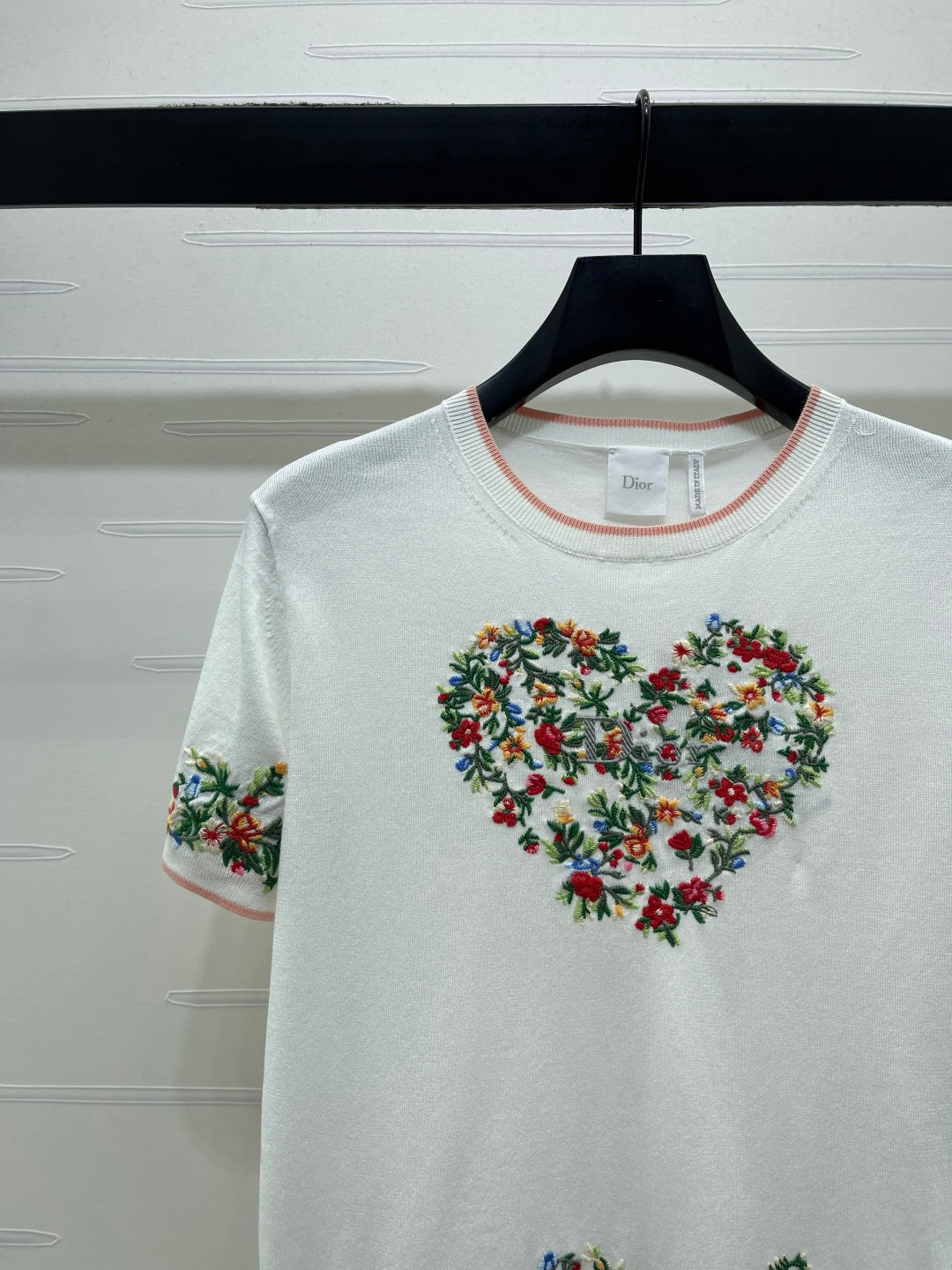 Dior 2026 Embroidered Floral Knit Short-Sleeve T-Shirt White mix Colors Wool