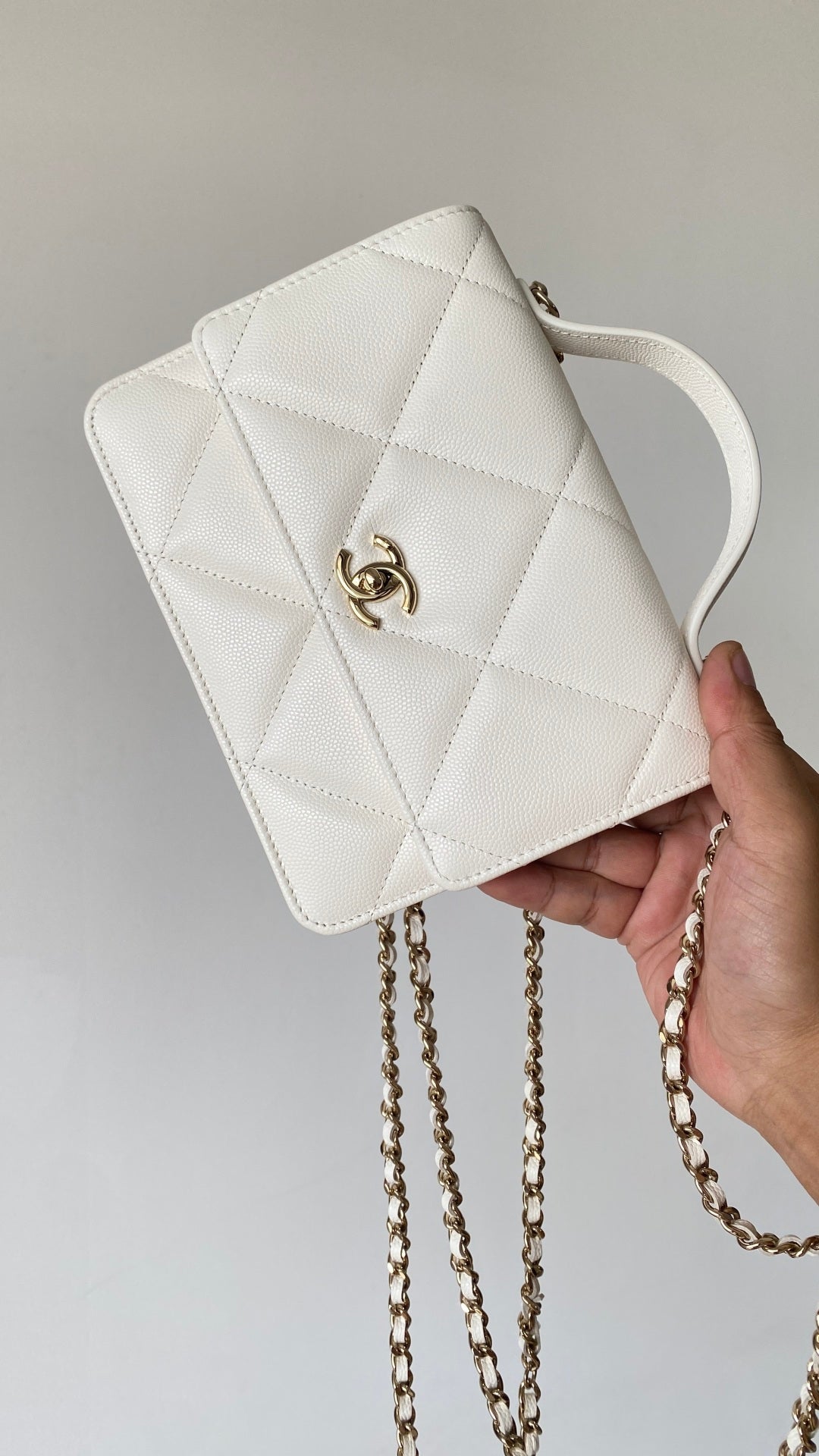Chanel 25 Bag 18cm White Lambskin