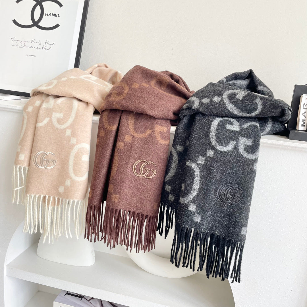 GG Houndstooth Scarf 180CM Light Beige Cashmere 288180