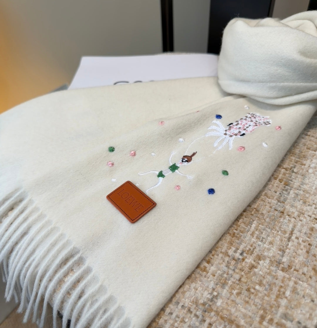 Loewe Scarf 180CM Ivory Wool-blend 909785