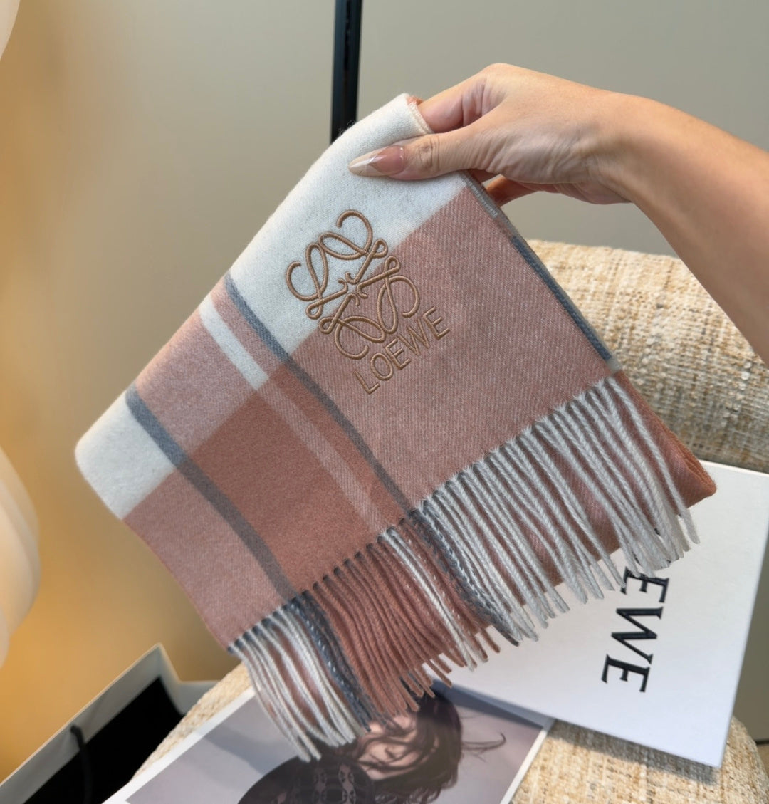 Loewe Scarf 180CM Dusty Pink Cashmere 969487
