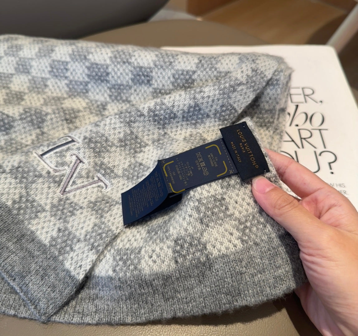 LV Couple's Style Scarf 180cm Gray Knitted  Cashmere 973385