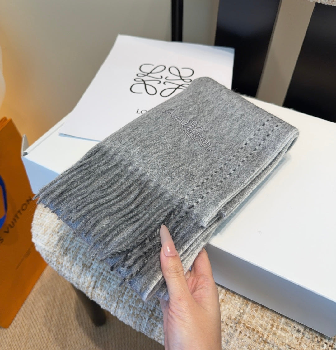 LV Scarf 180cm Gray Cashmere 973408