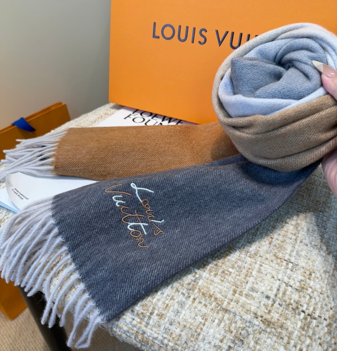 LV Scarf 185cm Gray Wool Cashmere 976980