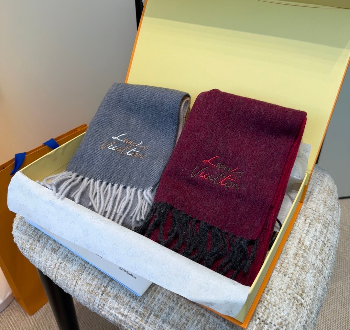 LV Scarf 185cm Gray Wool Cashmere 976980