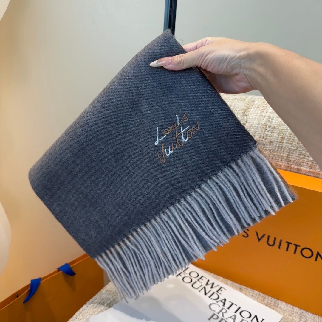 LV Scarf 185cm Gray Wool Cashmere 976980
