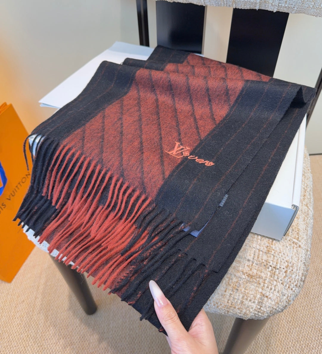 LV Scarf 180cm Black Deep Red Wool Cashmere 977014