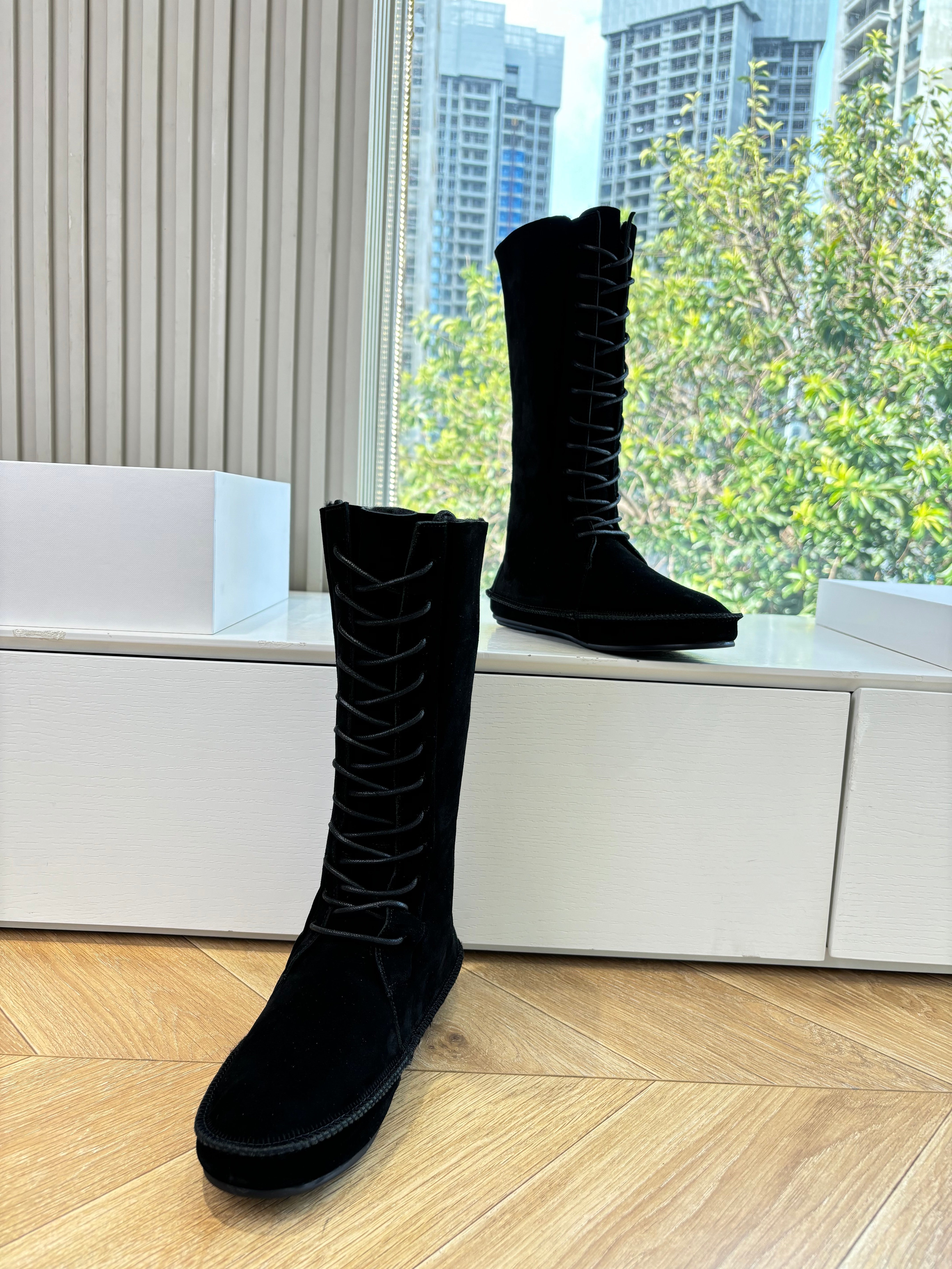 The Row 2025 Tyler Lace-up Boot Black Suede 549347