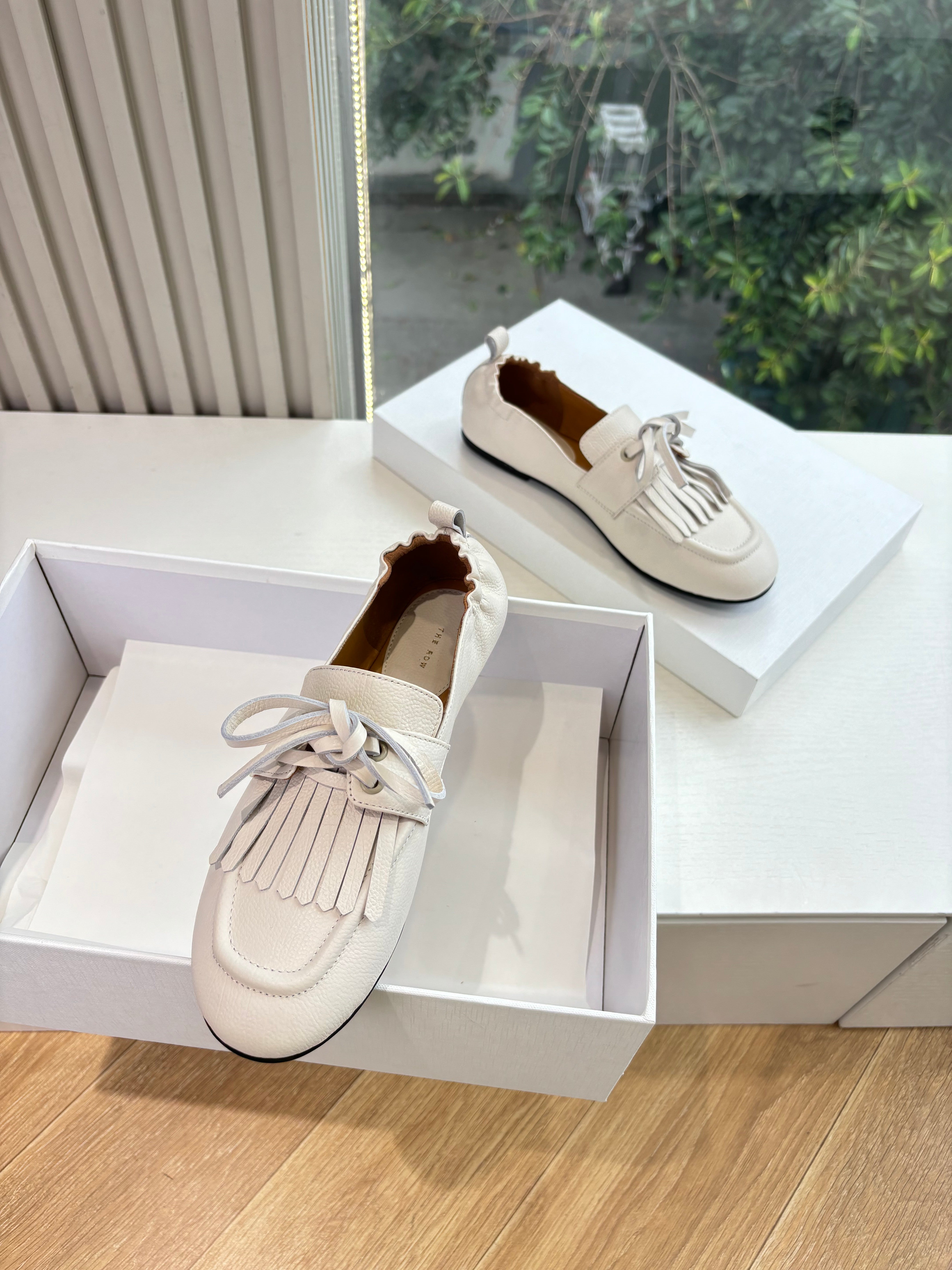 The Row 2025 Mary Jane Loafer White Cowhide 549359