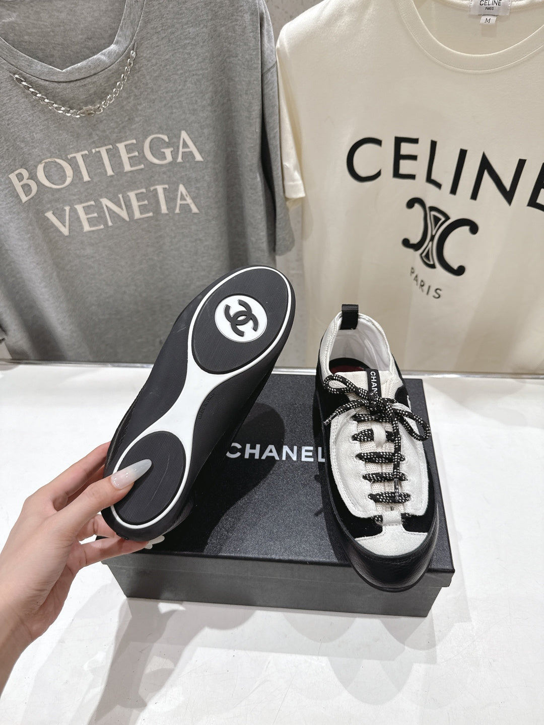 Channel 2026 Sneaker Calfskin And Suede 896465