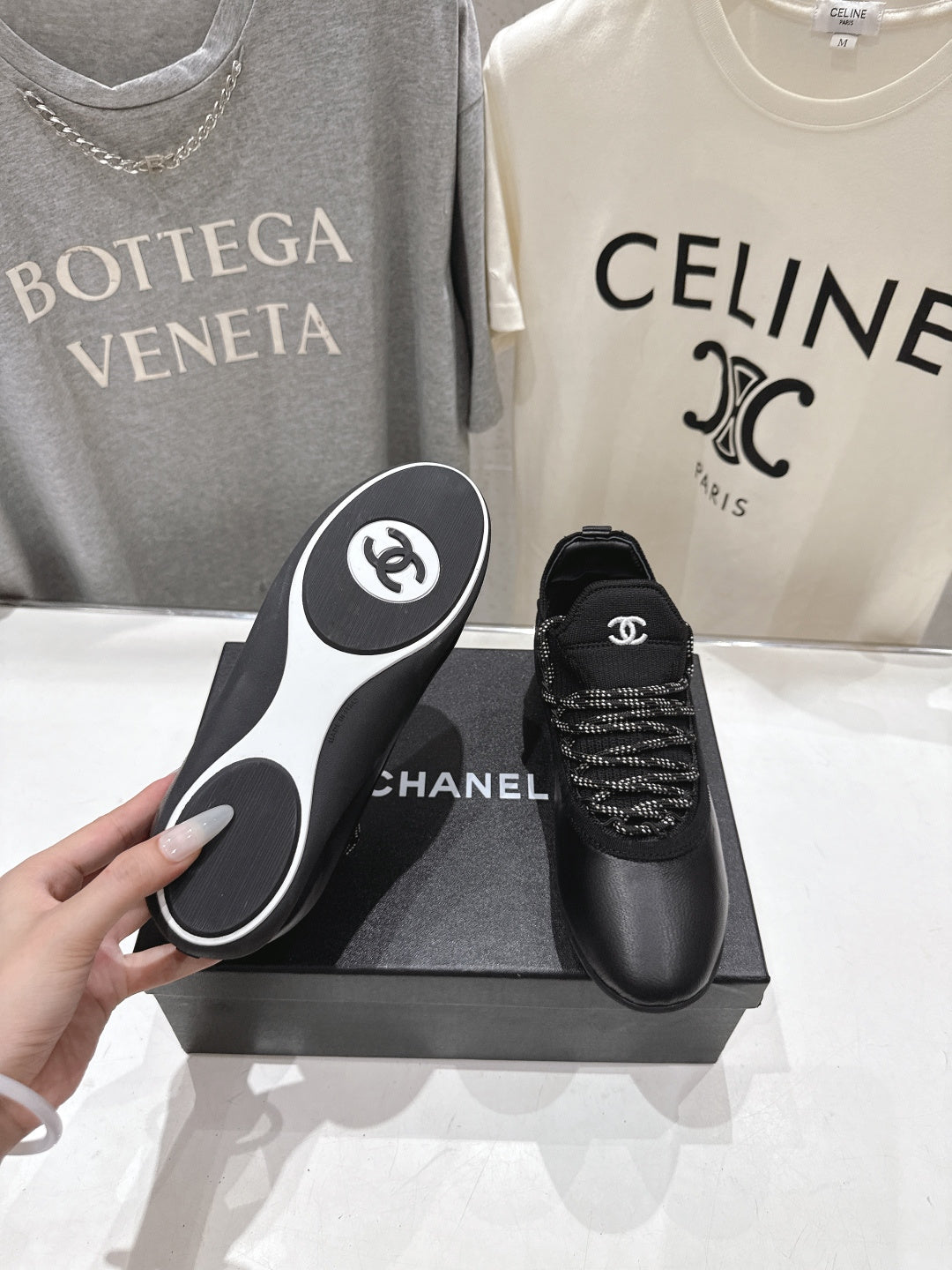Channel 2026 Sneaker Calfskin And Suede 896469