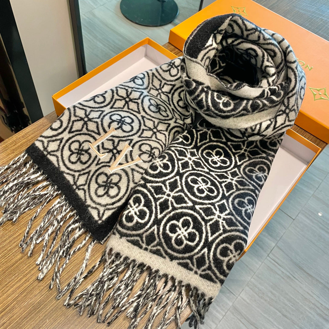 LV  25s Scarf 200cm Black White Woolen 973137