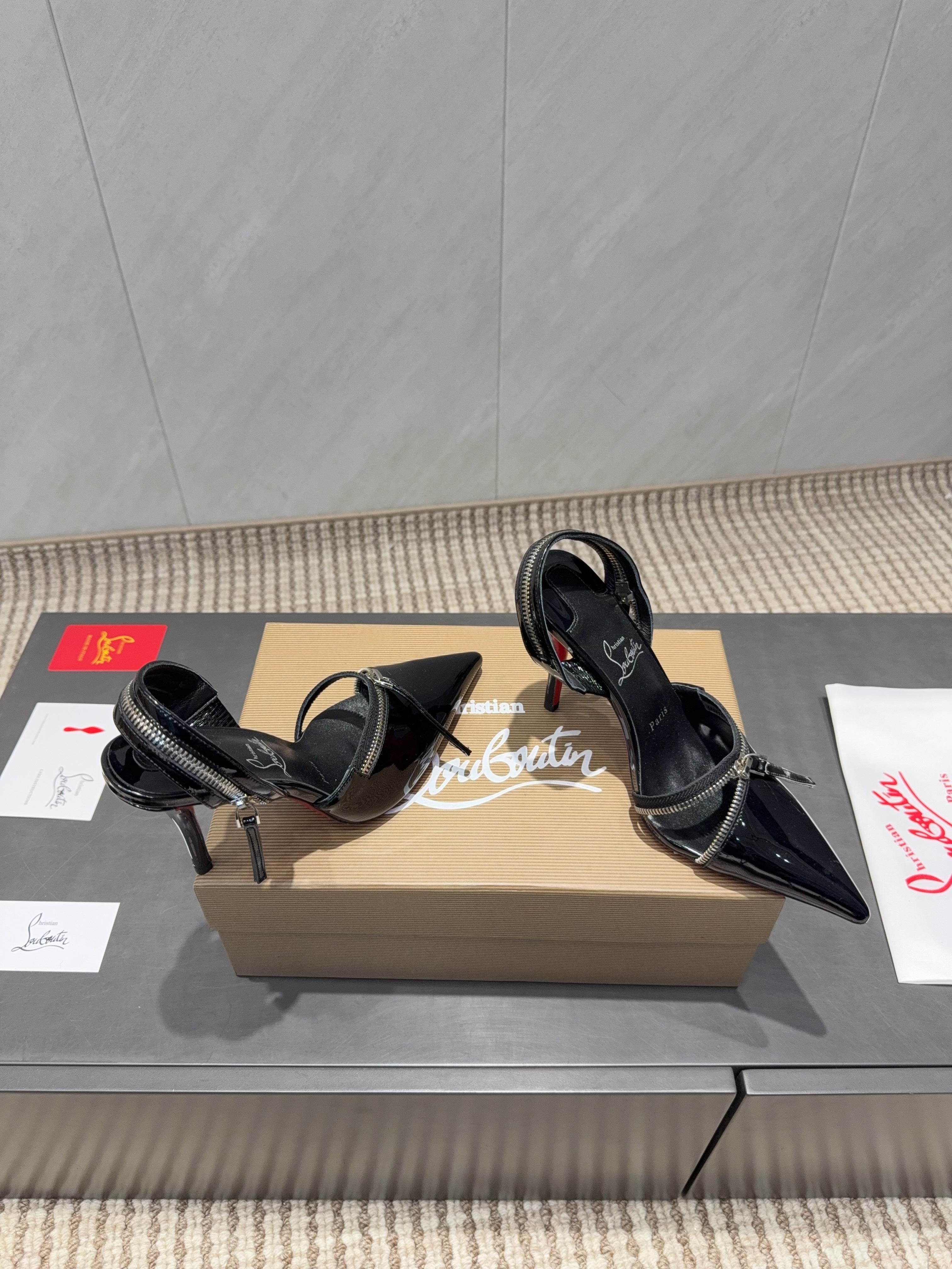 CL 2026 Slingback With Zipper Details 100mm Black Patent Leather 613787