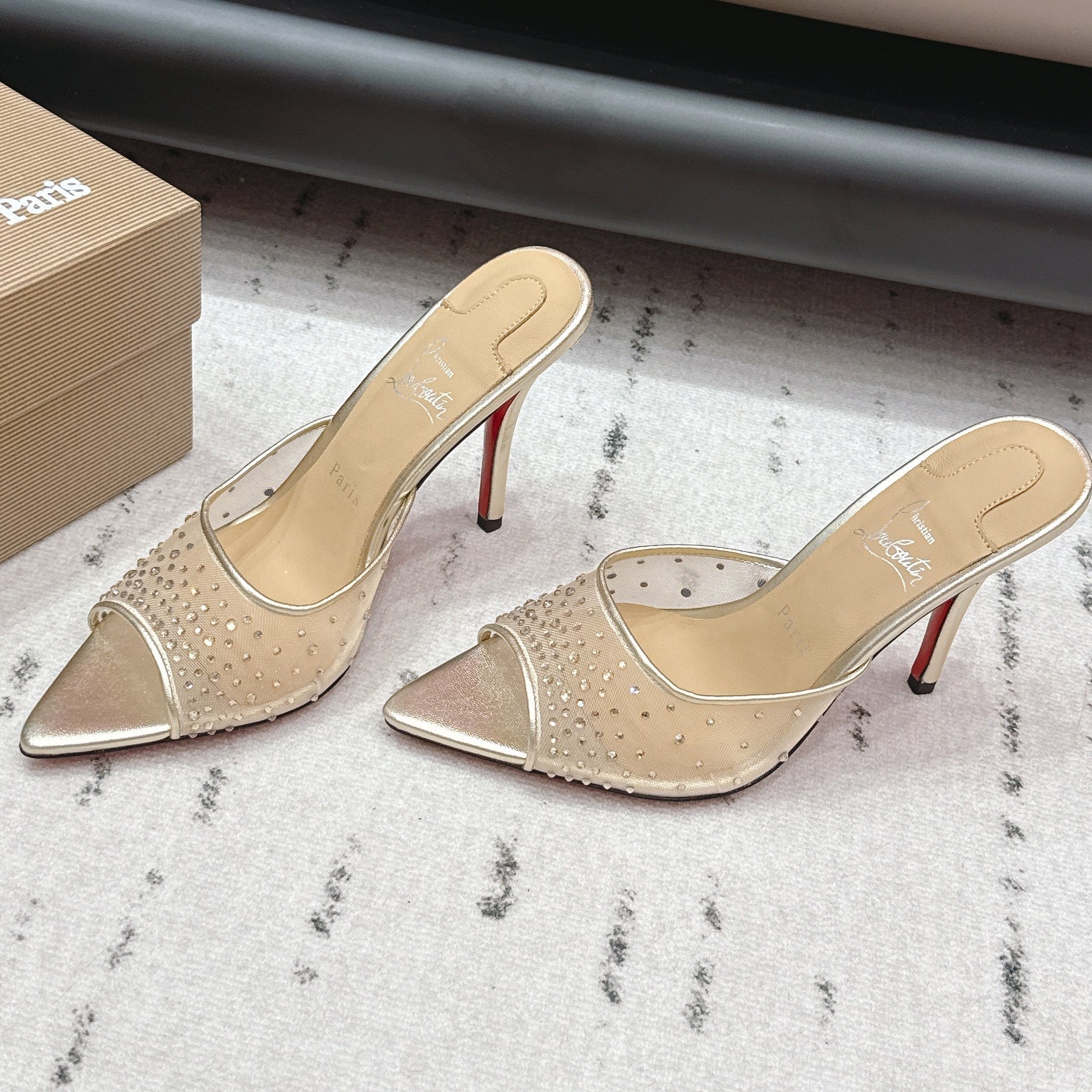 CL 2026 Crystal Embellished Pointed Toe Sandal 100mm Beige Mesh Leather 613628