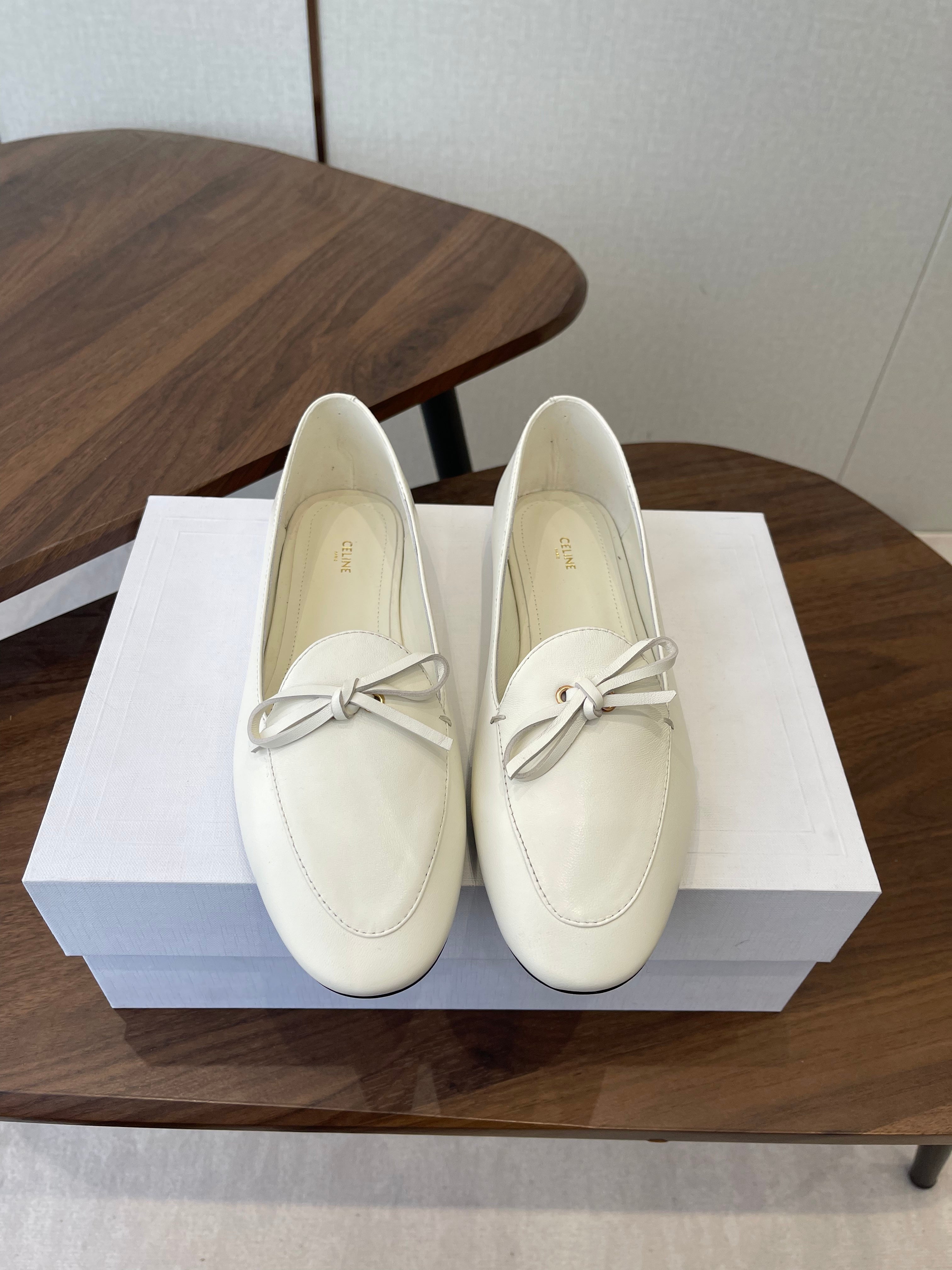 Celine 26 Loafers White Sheepskin 624696