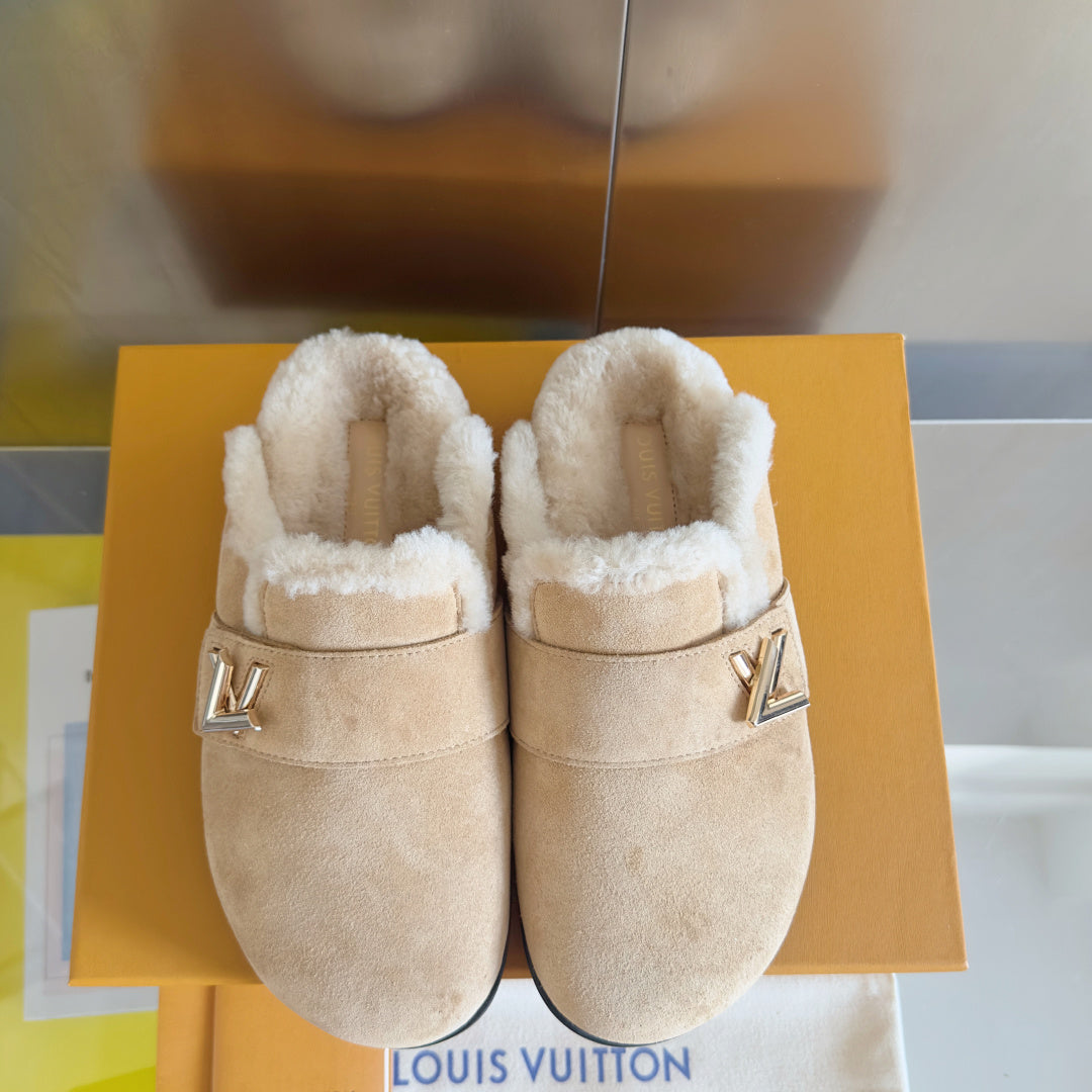 LV 25 Birkenstock Platform Slippers Light Beige Suede Wool 576218